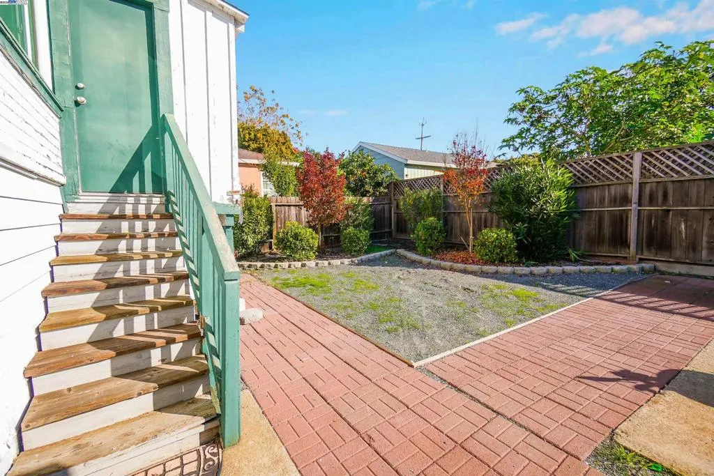 1781 B St, Hayward, California 94541 home-pic-43