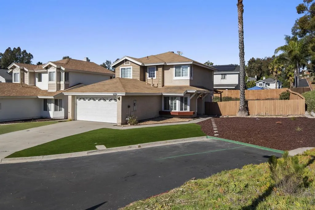 7944 Tinaja Ln, San Diego, California 92139 home-pic-38