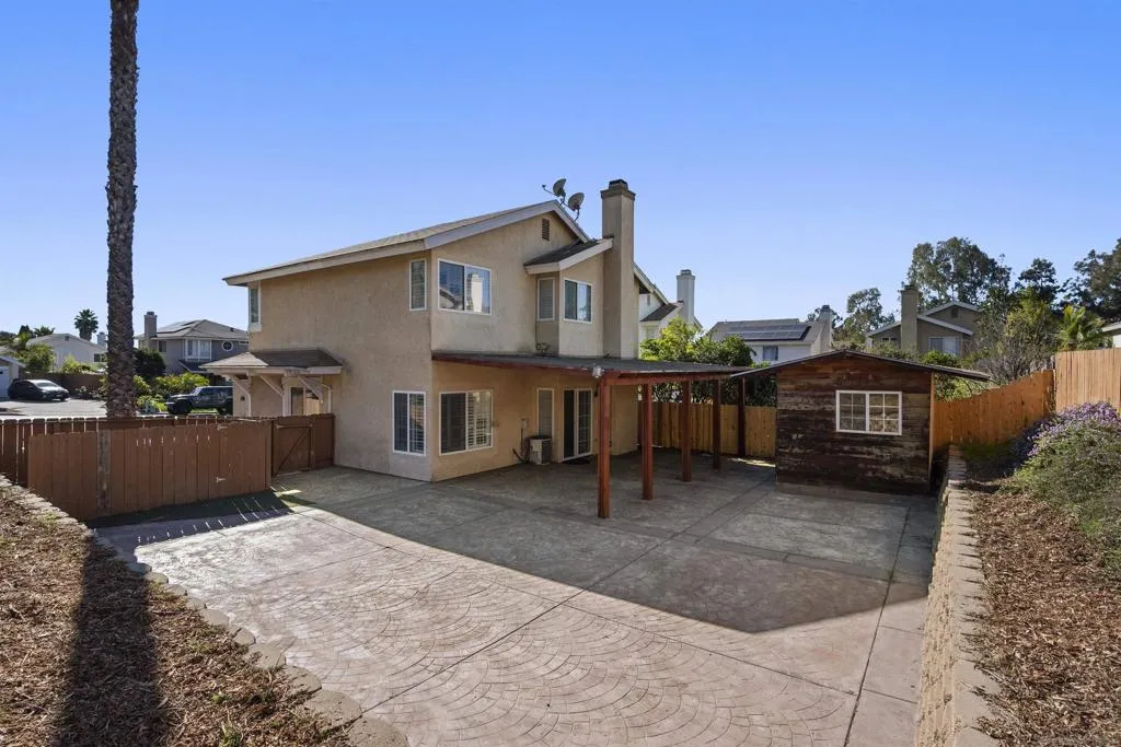7944 Tinaja Ln, San Diego, California 92139 home-pic-35