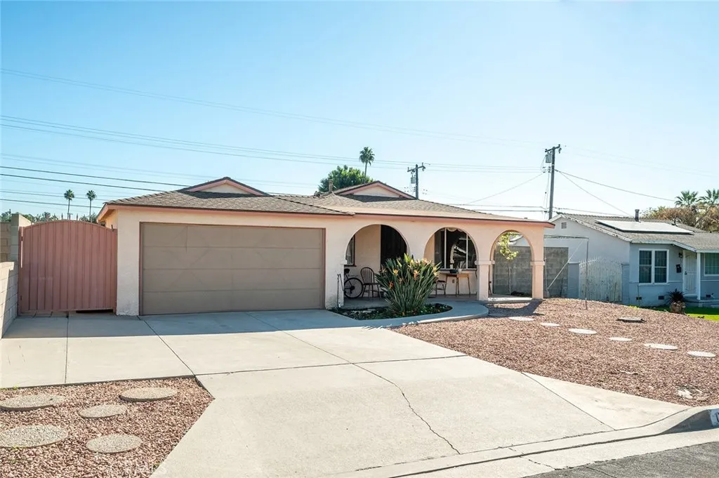 17024 Samgerry, La Puente, California 91744 home-pic-1