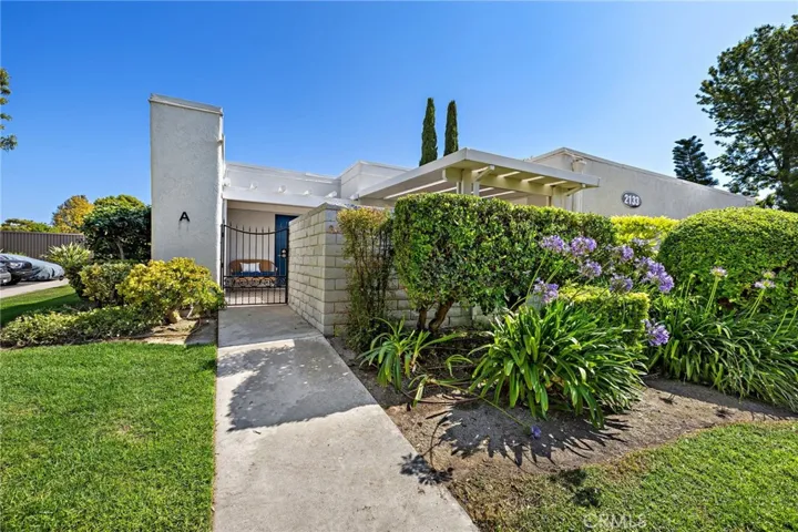 2133 A Via Puerta, Laguna Woods, California 92637
