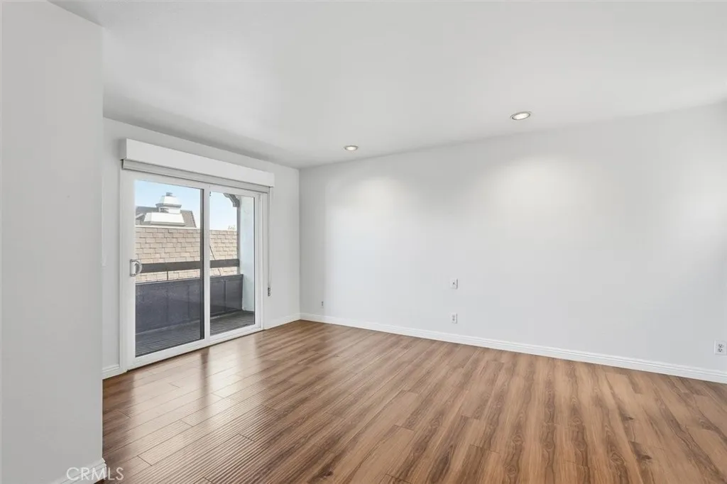 2451 Artesia Boulevard 45, Torrance, California 90504 home-pic-17