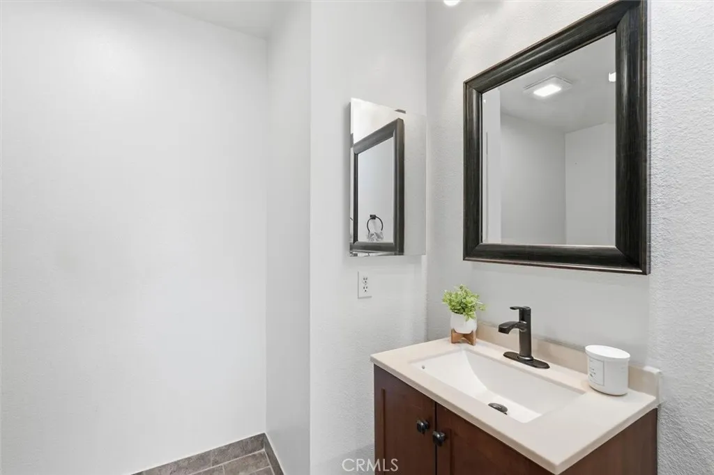 2451 Artesia Boulevard 45, Torrance, California 90504 home-pic-30