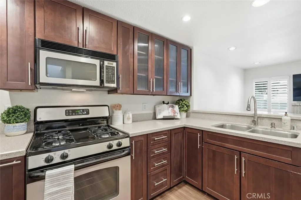 2451 Artesia Boulevard 45, Torrance, California 90504 home-pic-10