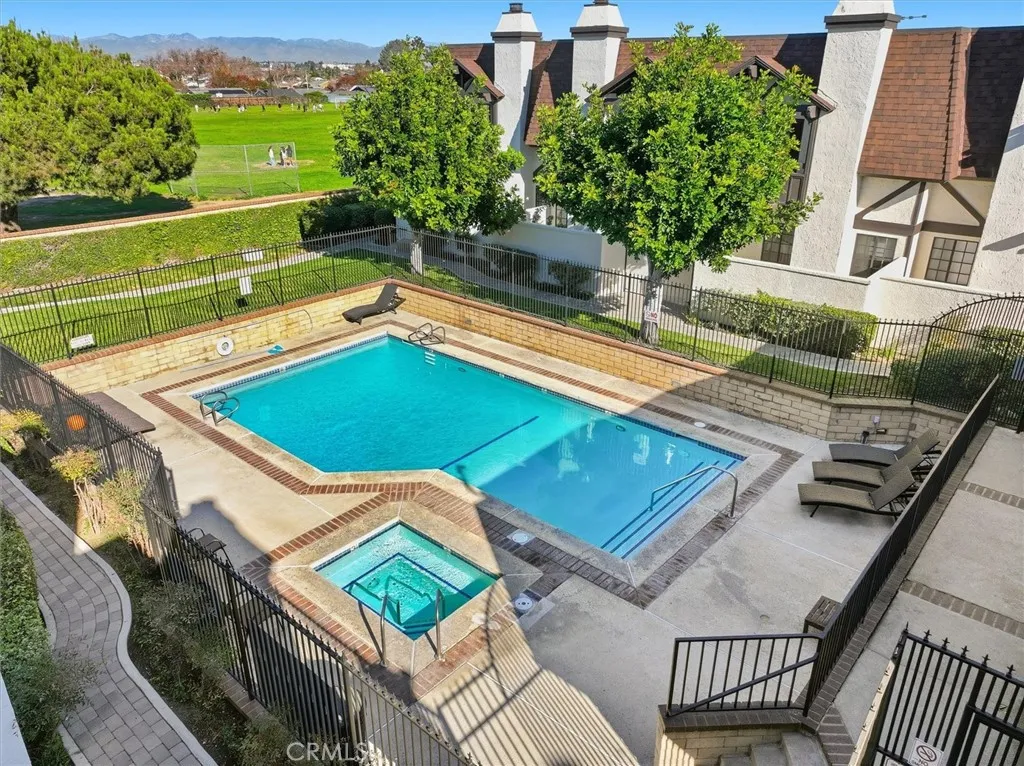2451 Artesia Boulevard 45, Torrance, California 90504 home-pic-40