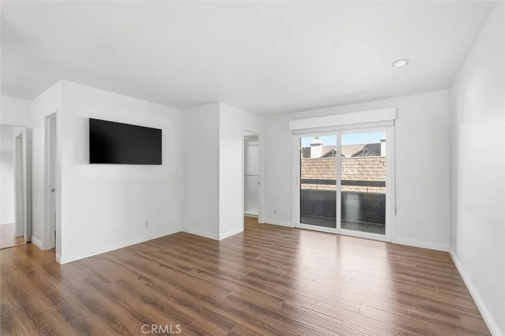 2451 Artesia Boulevard 45, Torrance, California 90504 home-pic-16