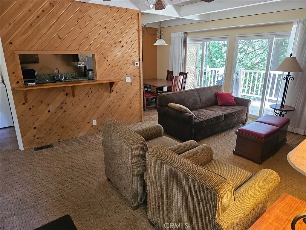 314 Canyon Crest, Lake Arrowhead, California 92352 home-pic-9