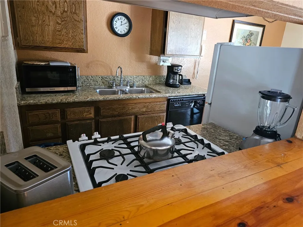 314 Canyon Crest, Lake Arrowhead, California 92352 home-pic-13