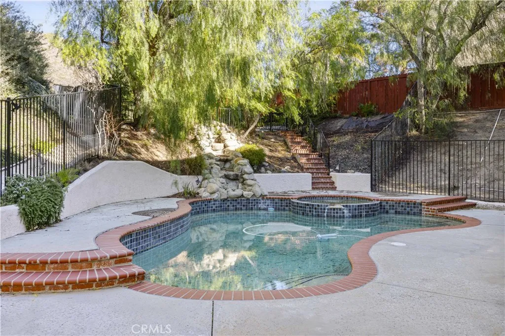 30041 Sunridge, Canyon Country, California 91387 home-pic-35