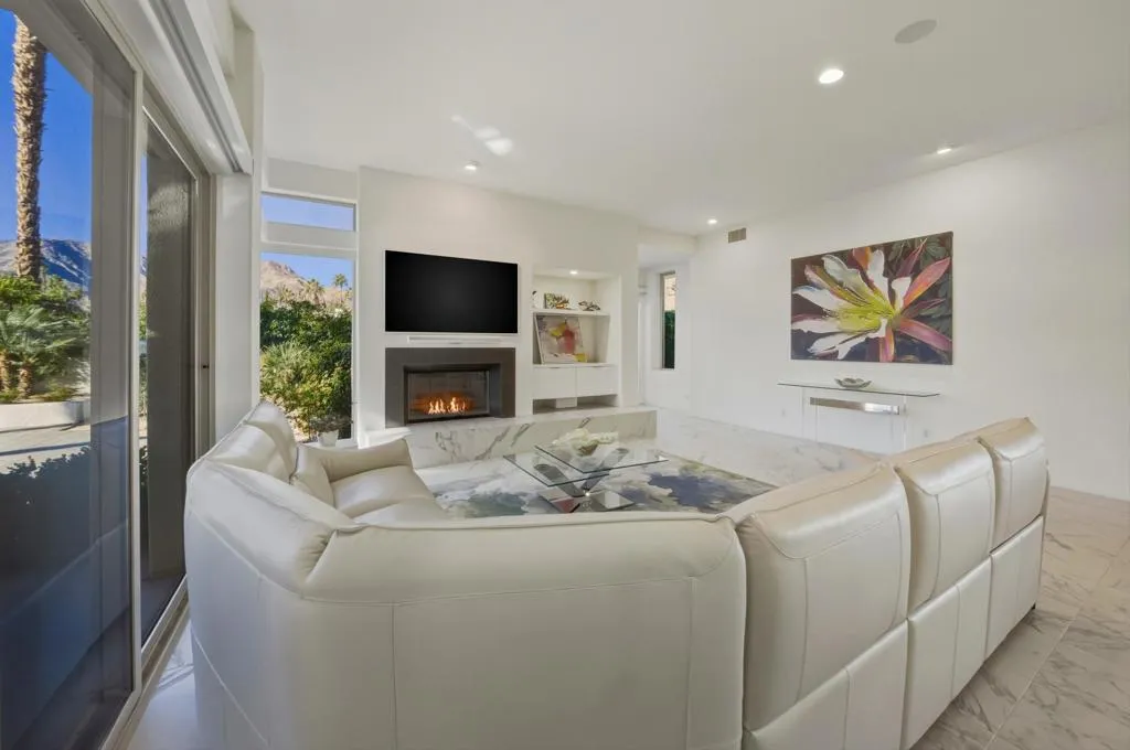 48700 San Pedro Street, La Quinta, California 92253 home-pic-4