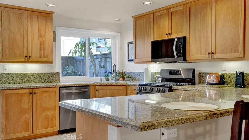 Another view of the kitchen.