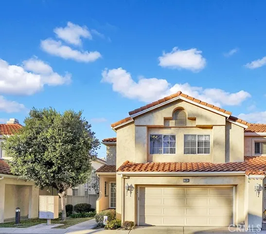 1023 Via Presa is a 3 bedroom plus loft condo located in Rancho San Clemente.