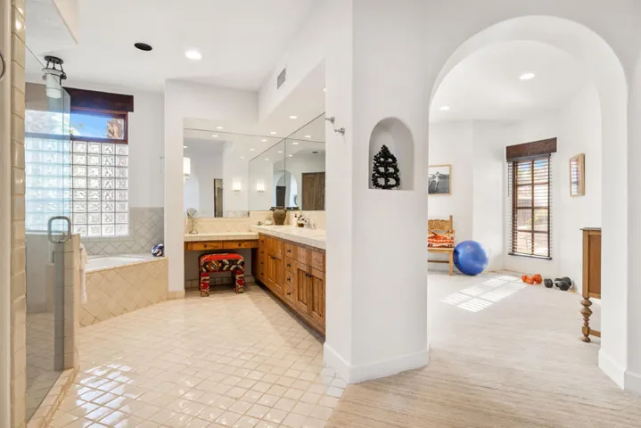 025_224-print-am4a4411_742