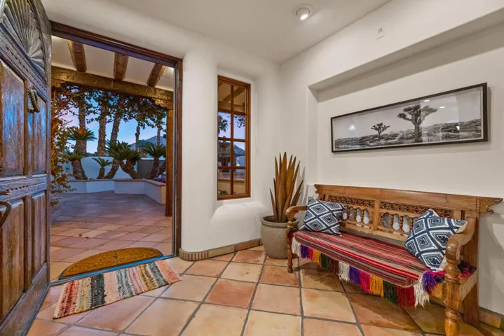 013_57-print-2h8a2161_520