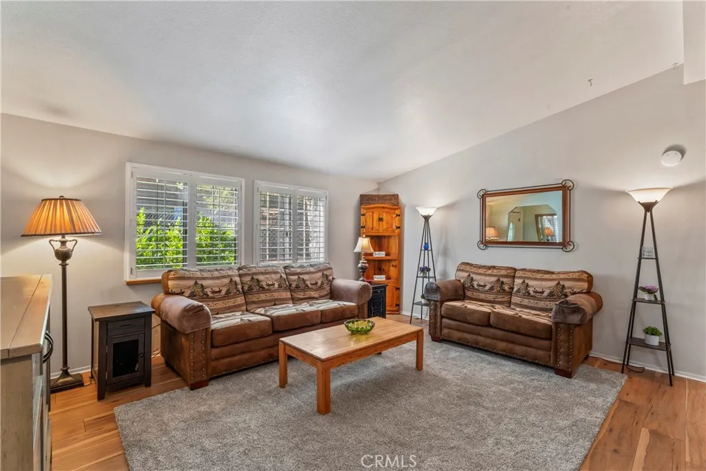 2113 Spring Oak, Running Springs, California 92382 home-pic-6