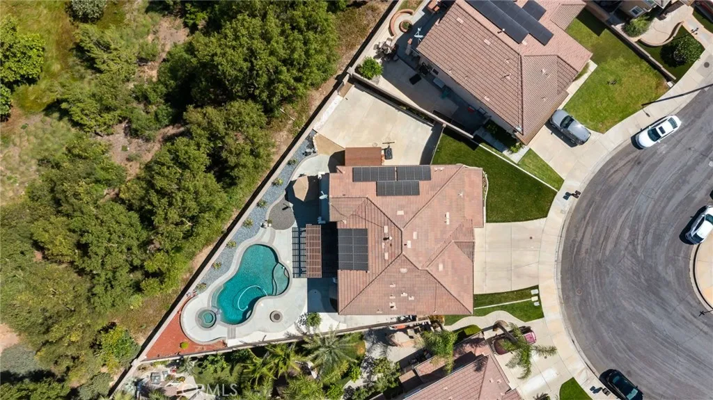 5575 Veronese Drive, Chino Hills, California 91709 home-pic-9