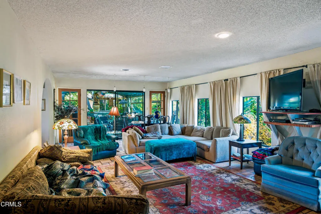 1400 Park Drive, Ojai, California 93023 home-pic-23