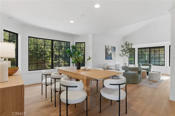 Spacious Dining/Living Area