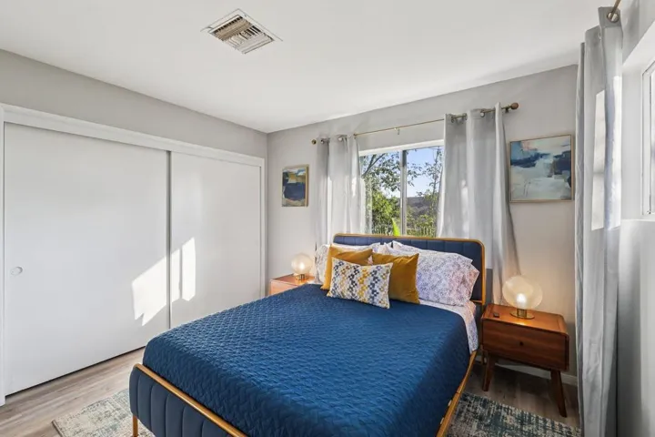 136-web-or-mls-26086 Bear Valley Heights