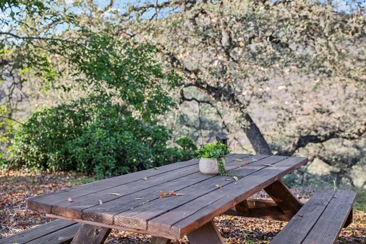 160-web-or-mls-26086 Bear Valley Heights