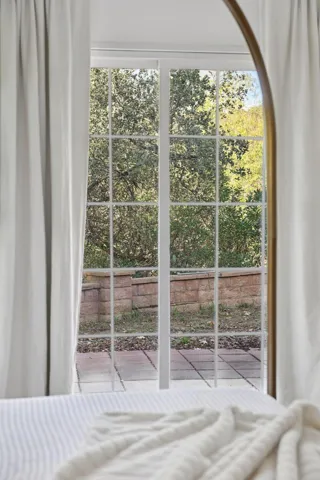 76-web-or-mls-26086 Bear Valley Heights