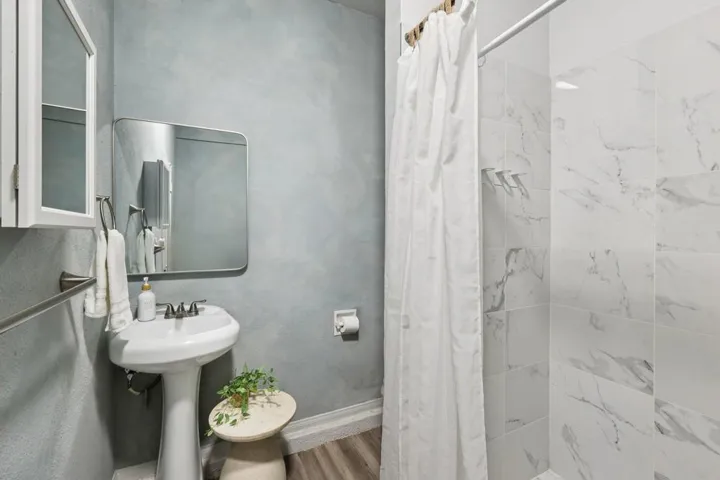 154-web-or-mls-26086 Bear Valley Heights