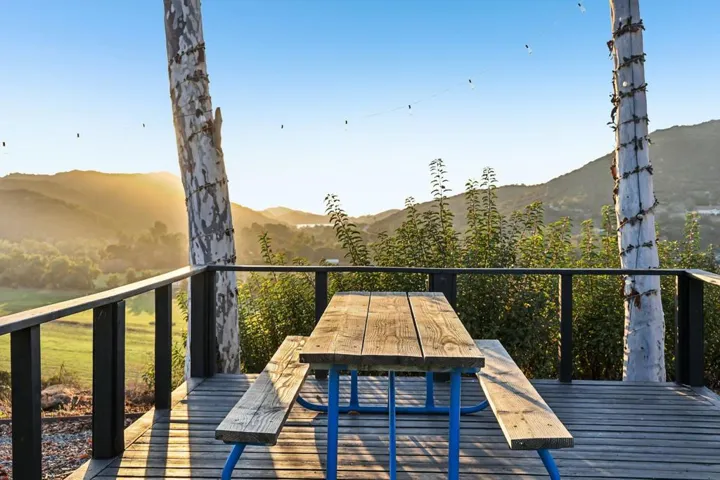 175-web-or-mls-26086 Bear Valley Heights