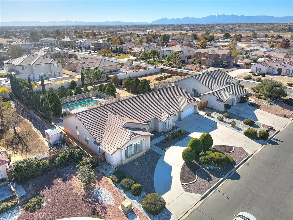 19149 Catalina, Apple Valley, California 92308 home-pic-54