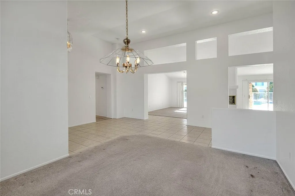 19149 Catalina, Apple Valley, California 92308 home-pic-15