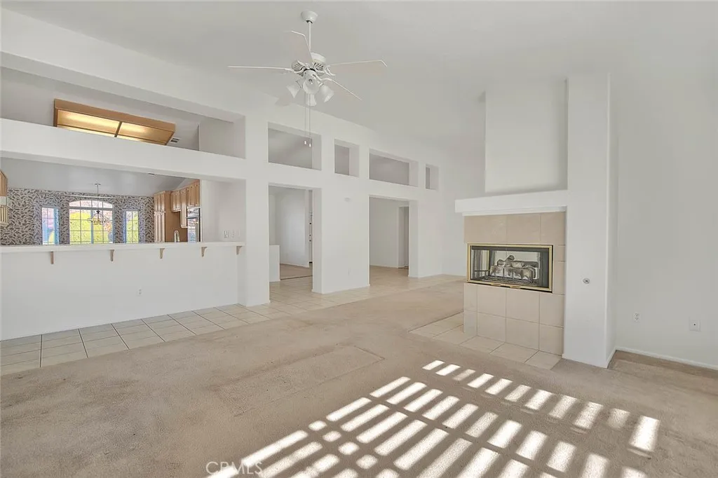 19149 Catalina, Apple Valley, California 92308 home-pic-12