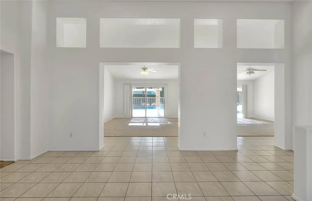 19149 Catalina, Apple Valley, California 92308 home-pic-7