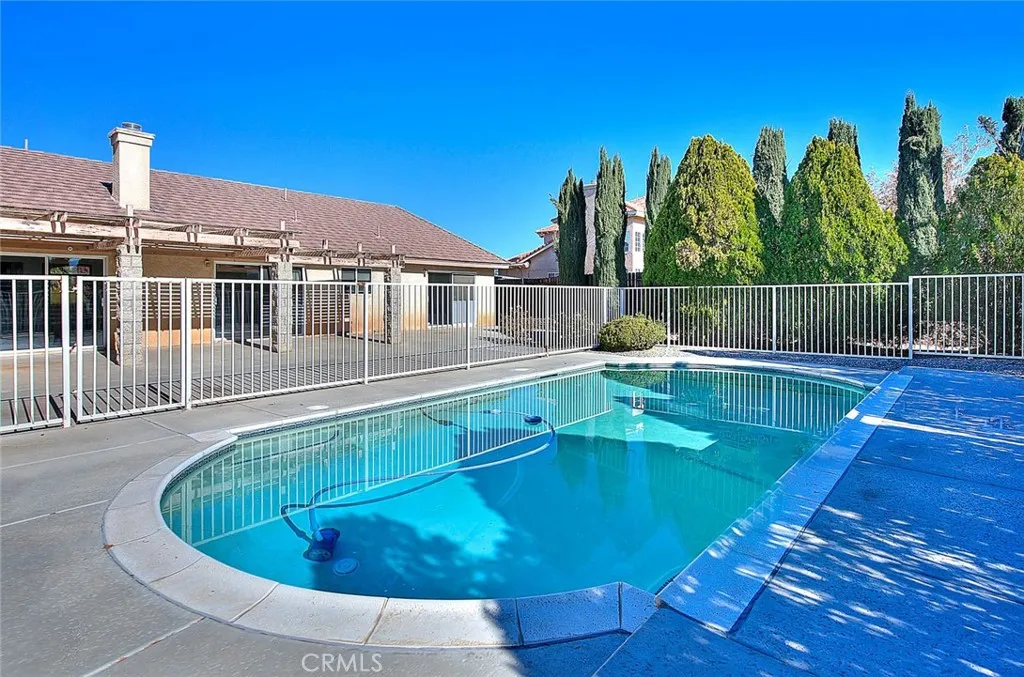 19149 Catalina, Apple Valley, California 92308 home-pic-47