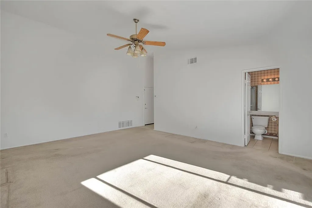 19149 Catalina, Apple Valley, California 92308 home-pic-28