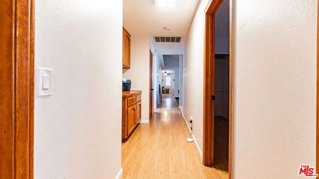 26665 Lakeview Drive, Helendale, California 92342 home-pic-18