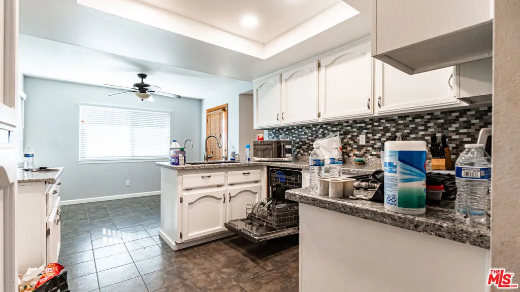 26665 Lakeview Drive, Helendale, California 92342 home-pic-9