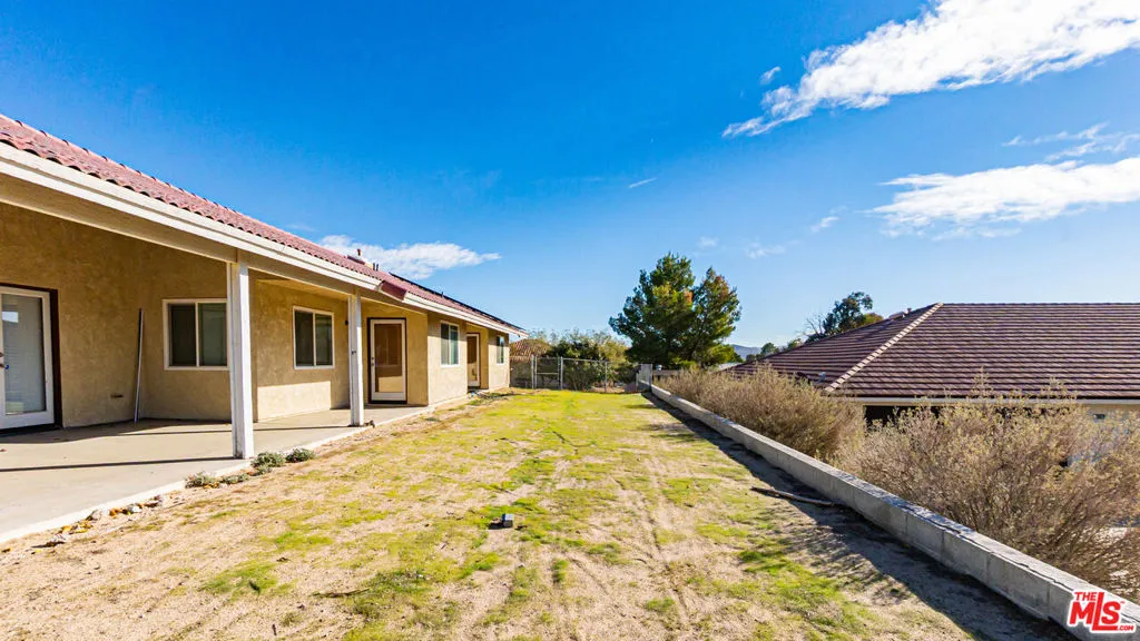 26665 Lakeview Drive, Helendale, California 92342 home-pic-27