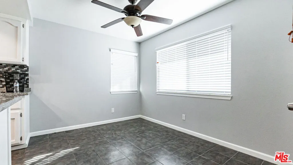 26665 Lakeview Drive, Helendale, California 92342 home-pic-13