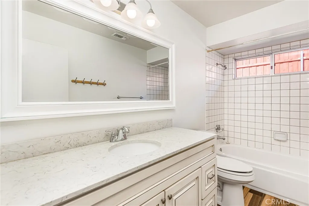 12448 Bree Court, Yucaipa, California 92399 home-pic-17