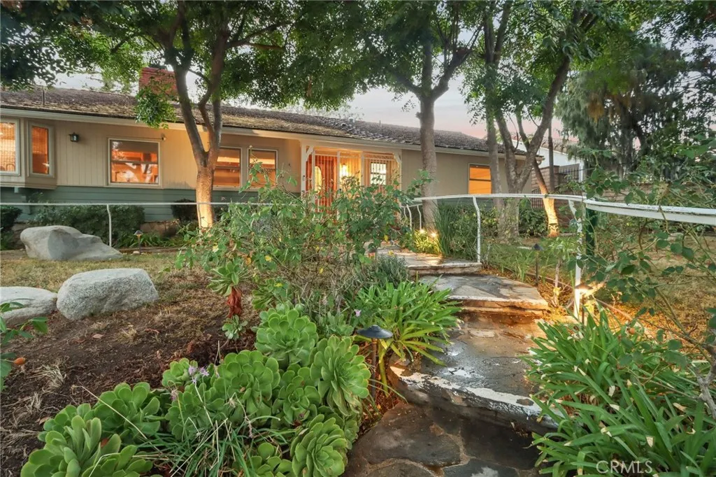 11129 White Oak, Granada Hills, California 91344 home-pic-0