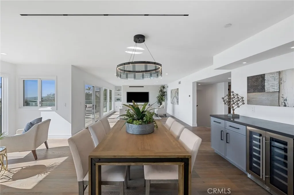 723 Balboa Avenue, Laguna Beach, California 92651 home-pic-50