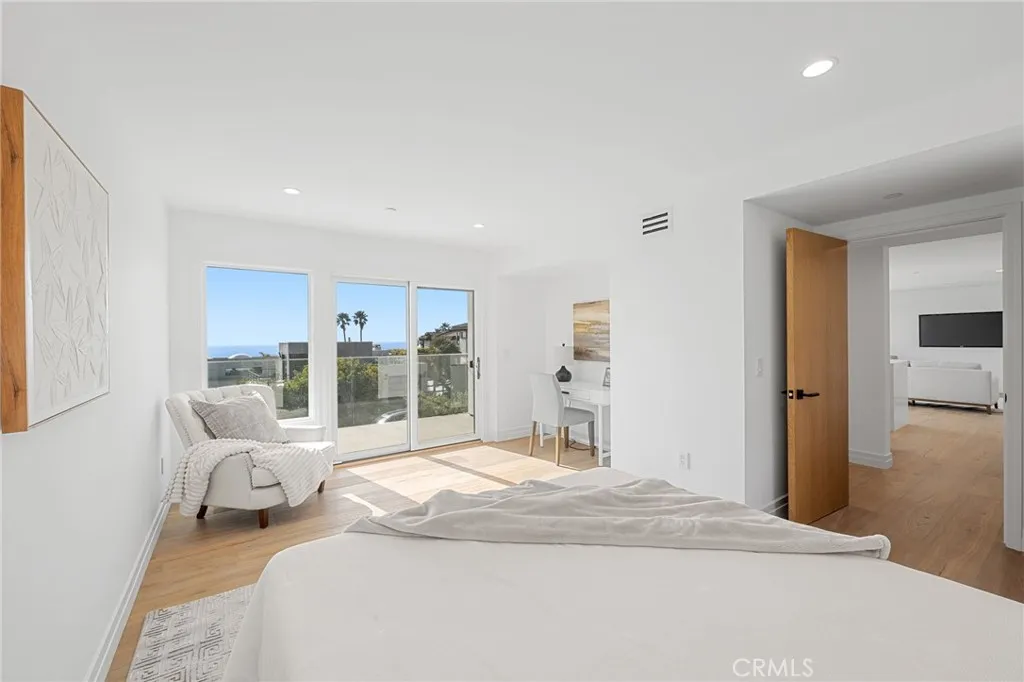 723 Balboa Avenue, Laguna Beach, California 92651 home-pic-27