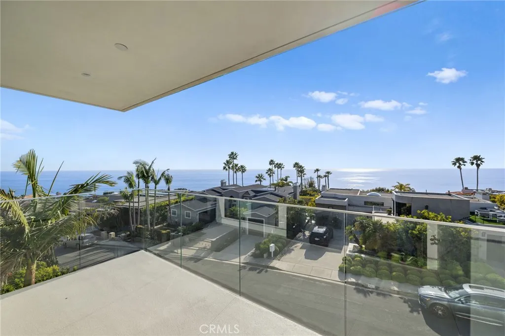 723 Balboa Avenue, Laguna Beach, California 92651 home-pic-47