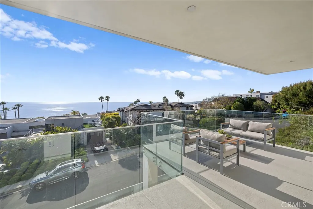 723 Balboa Avenue, Laguna Beach, California 92651 home-pic-46