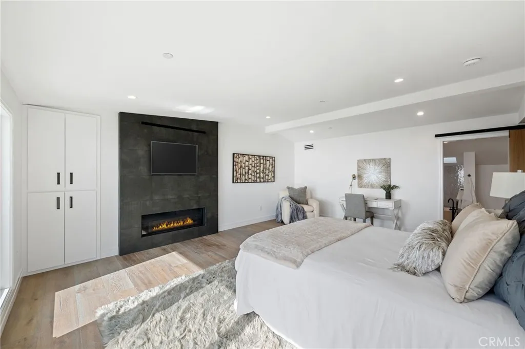 723 Balboa Avenue, Laguna Beach, California 92651 home-pic-51