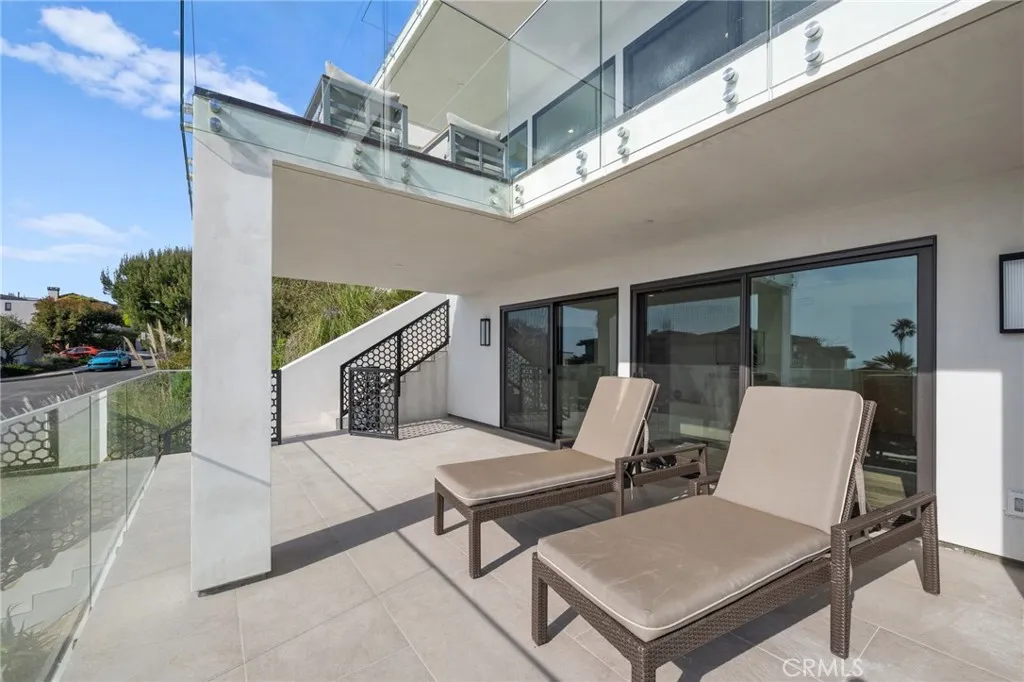 723 Balboa Avenue, Laguna Beach, California 92651 home-pic-30