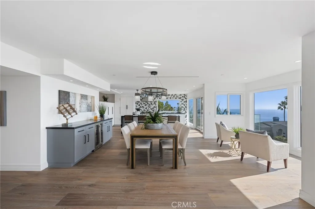 723 Balboa Avenue, Laguna Beach, California 92651 home-pic-13