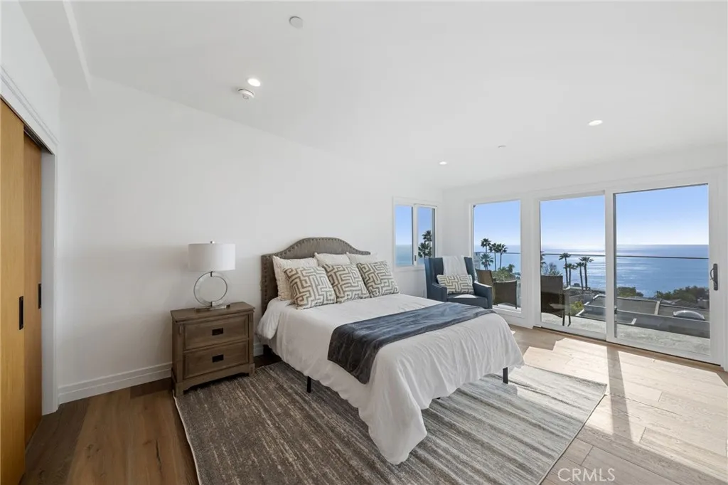 723 Balboa Avenue, Laguna Beach, California 92651 home-pic-34