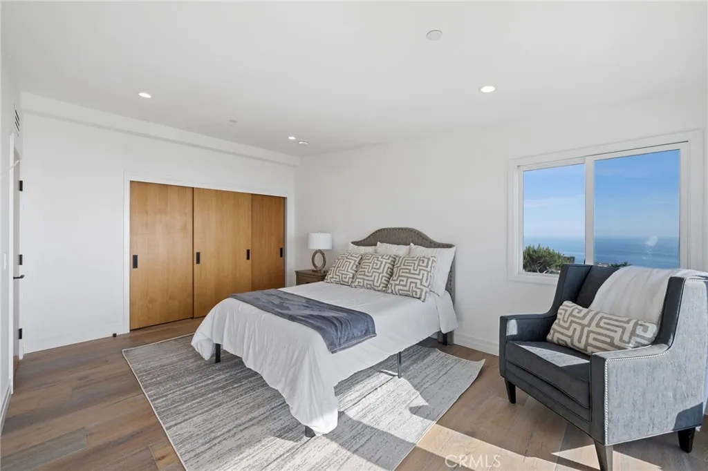 723 Balboa Avenue, Laguna Beach, California 92651 home-pic-36