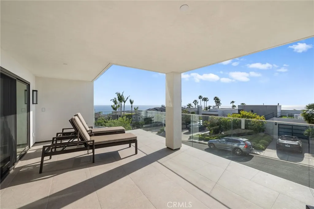 723 Balboa Avenue, Laguna Beach, California 92651 home-pic-31
