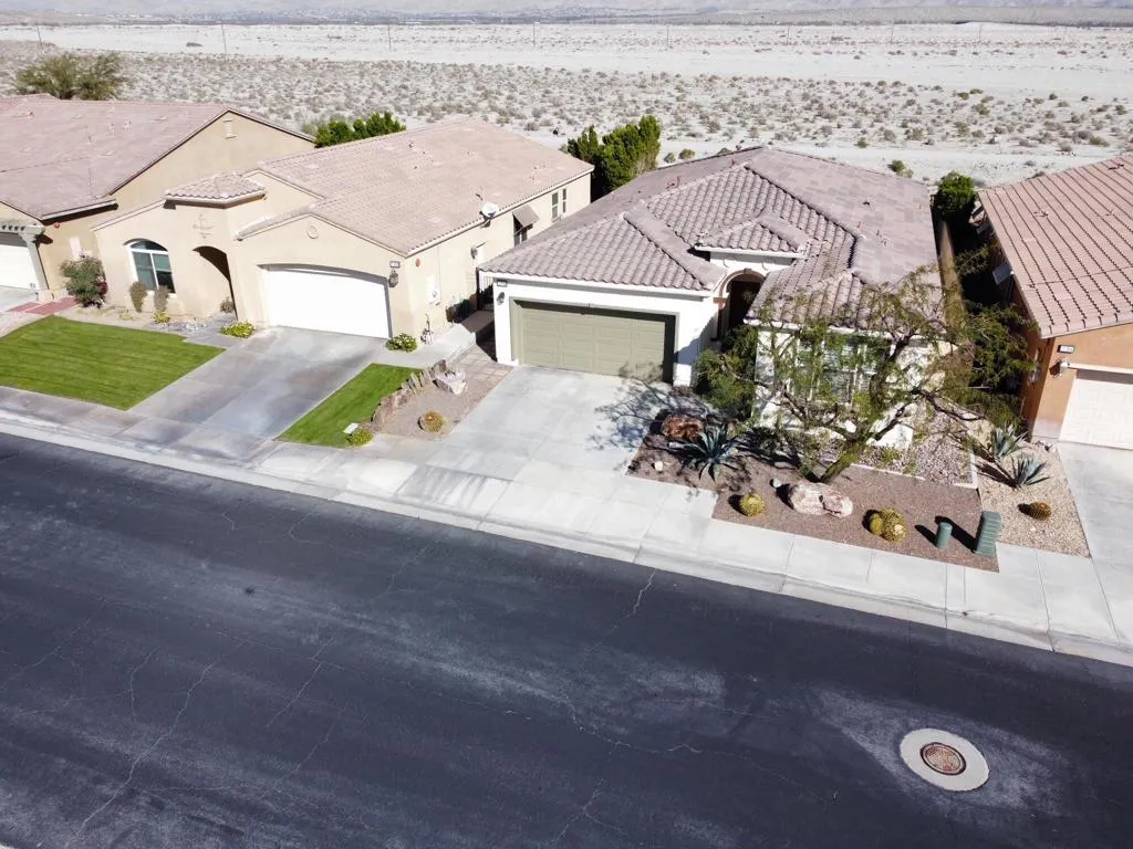 2298 Savanna Way, Palm Springs, California 92262 home-pic-1